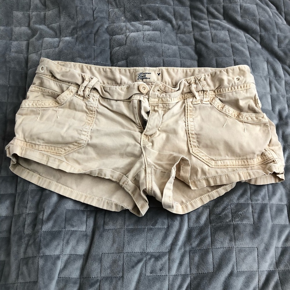 American Eagle safari khaki short